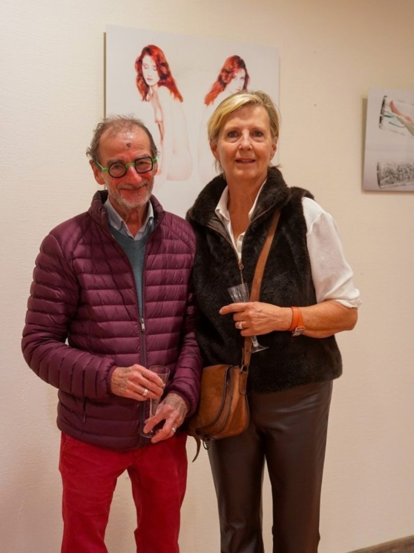 L’art rassemble, les images racontent 🤩 Retour en images sur le vernissage autour de l’exposition de…